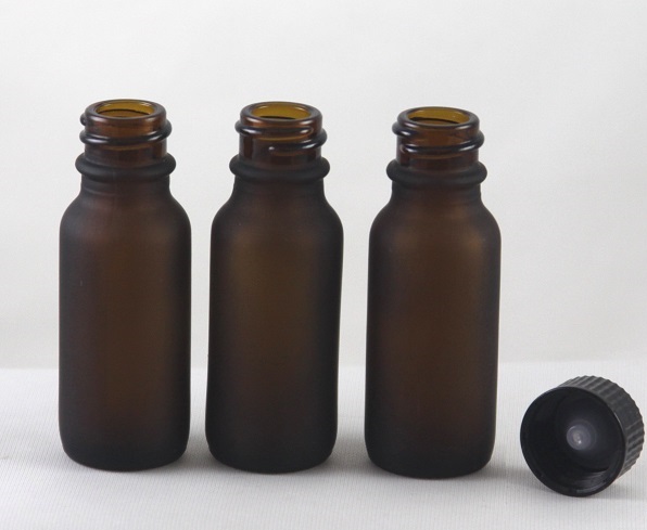 1/2 Oz Frosted Glass bottle 450pc with 450pc Small Black CAPS